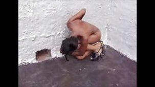 ગર્દભ માં બાથરૂમમાં છોકરી એક લાલ dildo સેકસ વીડીયા shoves.