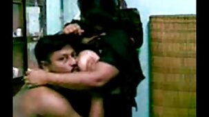 ગરમ શિશ્ન fucked ત્રીપલ એક્ષ વીડીયો ચુસ્ત pussy.